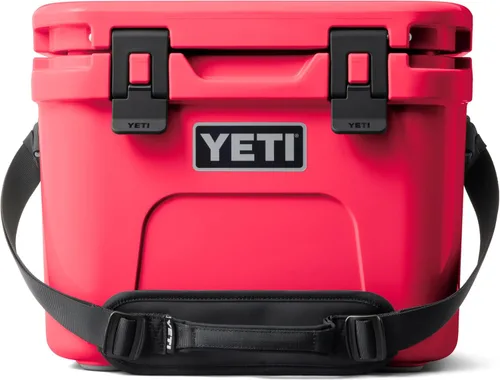 Vista 21 de YETI Roadie 15 - Enfriador duro con correa de hombro DoubleDuty