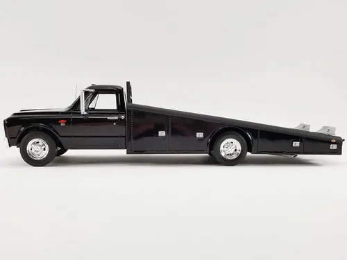 Vista 4 de Acme A1801710 - Camión rampa Chevy C-30 de 1967, edición limitada negra a 476 piezas en todo el mundo 1/18 modelo fundido a troquel