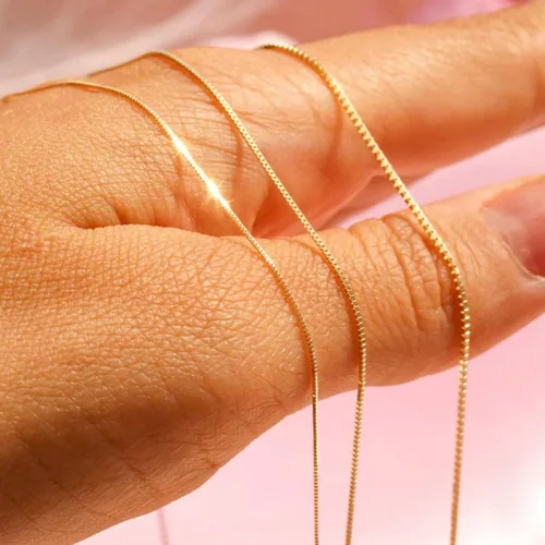 Vista 5 de CHESKY Collares de oro en capas para mujer, collar de cadena de oro delicado de 14 quilates para mujer, cadena de clip de eslabones cubanos de moda