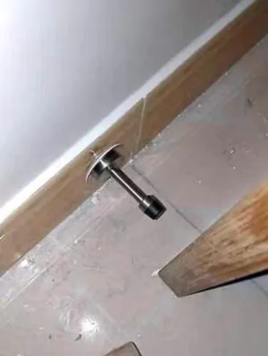 Vista 5 de MroMax Tope de puerta parachoques protector de pared amortiguador de sonido soporte de pared con punta de goma, tono dorado, 1 unidad