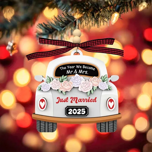 Vista 4 de Regalos de boda para parejas 2025 - Adorno colgante de madera para novia y novio, Sr. y Sra. - Decoración de boda, regalo para recién casados