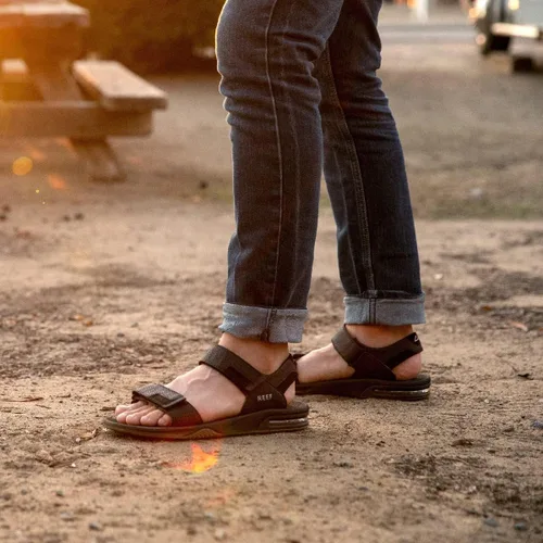 Vista 5 de Reef Sandalias Fanning Baja para hombre