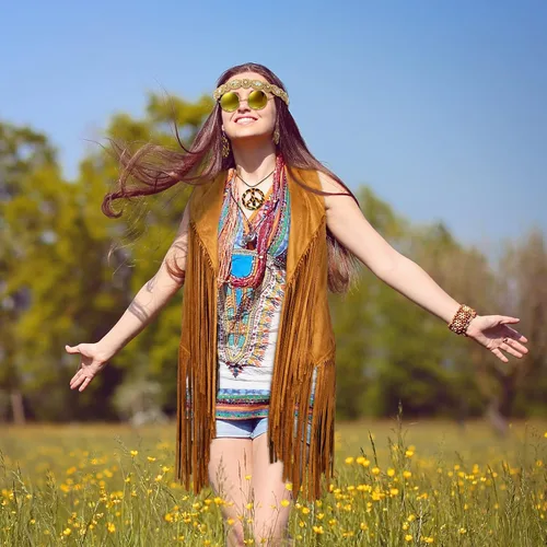Vista 7 de Conjunto de accesorios de disfraz hippie de los años 60, 70, 80, 90, juego de accesorios de gafas de sol con borlas y flecos, chaleco sin mangas