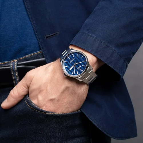 Vista 5 de Mido Watch Reloj Multifort para hombre con cronómetro 1 automático Mido Caliber 80 Base ETA C07821 COSC Azul Patchwork