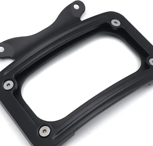 Vista 3 de MT389-BK Soporte Negro Curvado Inclinado para Placa de Matrícula Compatible con '10-posterior FLHX, FLHXS, FLHXSE, FLTRX, FLTRXS y '10-'12 FLHXSE