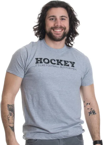 Vista 2 de Hockey: It's Like Football, but for Men Camiseta divertida de humor de la liga de equipos de hockey