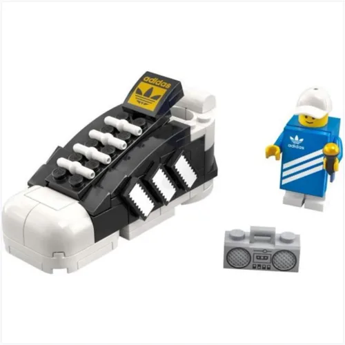 Vista 3 de LEGO 40486 Mini Adidas Originals Superstar, Set de Construcción Exclusivo