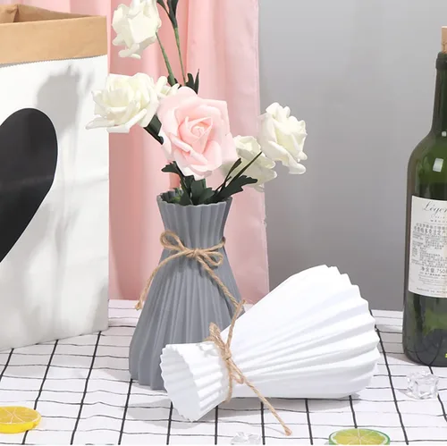 Vista 5 de Queenbox Jarrones de plástico plegables de papel de 4.7 x 7 pulgadas con cuerda, irrompible, geométrico, único, floreros artificiales para flores