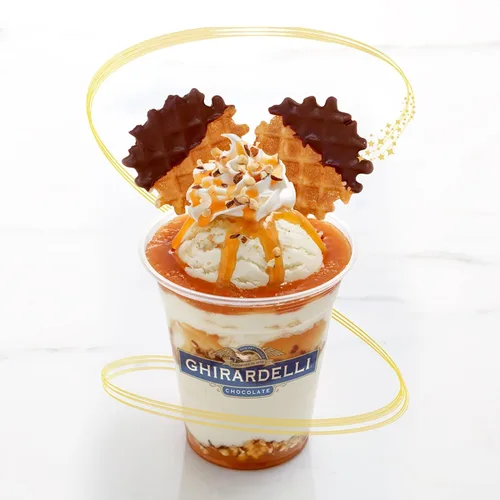 Vista 7 de Ghirardelli 1 - Salsas de caramelo y 2 - salsa de caramelo con sal marina, botellas de presión de 16 oz con cuchara barista estampada