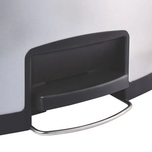 Vista 3 de Papelera acero inoxidable con pedal Rubbermaid Commercial Slim Jim, Negro (Black Trim), 1