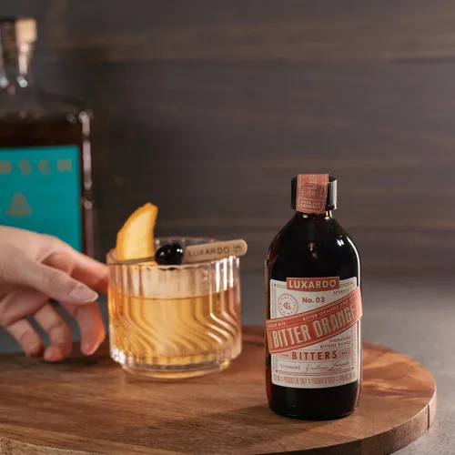 Vista 5 de Luxardo Cereza Maraschino 400g y Bitters Aromático de Naranja Amargo 200mL Paquete Variado Juego Premium de Bitters de Cóctel para Clásicos