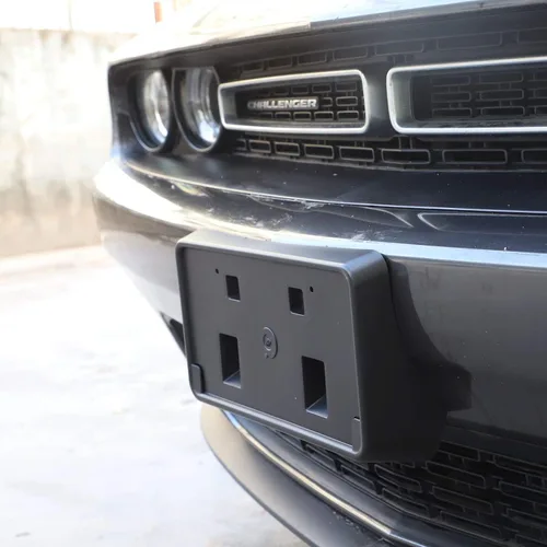 Vista 5 de Voodonala para Challenger Marco Soporte de Montaje para Placa de Matrícula Delantera Cubierta Bracket para Accesorios Dodge Challenger 2010-2025+