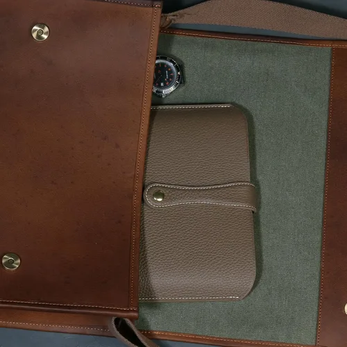 Vista 5 de Funda de cuero real para portátil de 14 pulgadas - MacBook-Pro M1 Gris