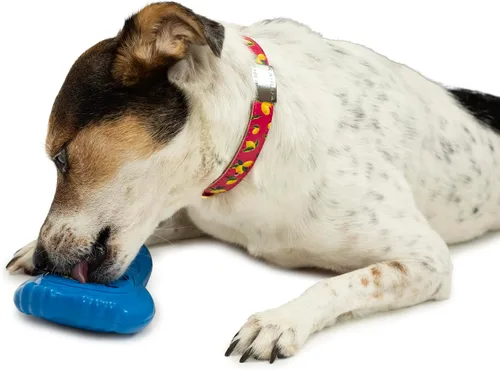 Vista 3 de PetSafe Freezable Treat Holding Chilly Pingüino - Duradera, con aroma a vainilla, de goma, interactiva y congelable, rompecabezas para mascotas