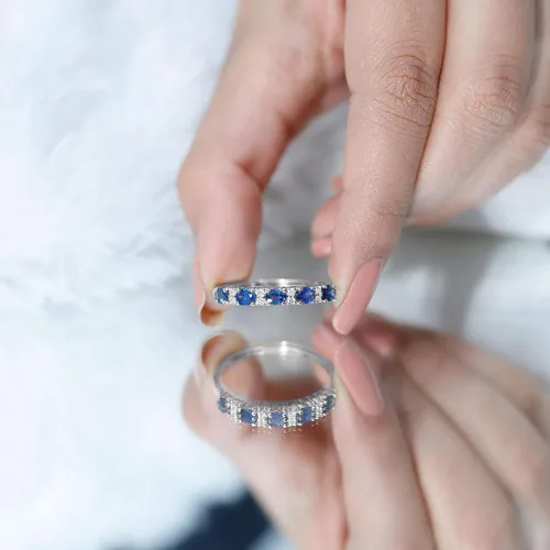 Vista 4 de Natural Blue Sapphire Diamond Wedding Band, AAA Quality, Blue Sapphire East West Ring For Women - Ideal For Gift