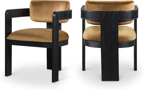 Vista 15 de Meridian Furniture Sacha - Juego de 2 sillas de comedor de terciopelo y Terciopelo coñac