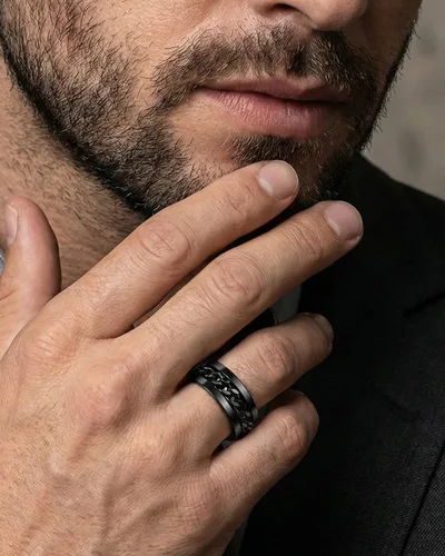 Vista 2 de King Ring 8mm Spinner Ring – Fidget Ring for Men & Women – Designed in USA