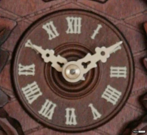 Vista 7 de Hekas - Reloj de cuco alemán con movimiento de 8 días, estilo tallado, 12.00 pulgadas, auténtico reloj de cuco de bosque negro