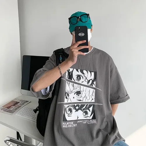 Vista 4 de CYee Camisetas gráficas de anime Dark Academia para hombre, estilo grunge, de manga corta, de gran tamaño, ropa urbana Preppy Cyberpunk Techwear