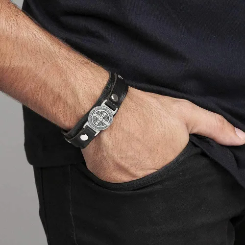 Vista 6 de Intercession Pulsera de protección de cuero genuino de San Benito fabricada en Brasil Madera