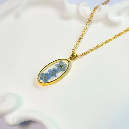 Vista 4 de Collar Forget Me Not – Collares de flores prensadas hechas a mano – Flores Forget-Me-Not que simbolizan el verdadero amor y respeto – Gran regalo