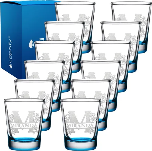 Vista 25 de Cuptify Inicial de cristal con monograma y nombre de 2 onzas, parte inferior negra grabada con texto personalizado para regalos, bodas, cumpleaños