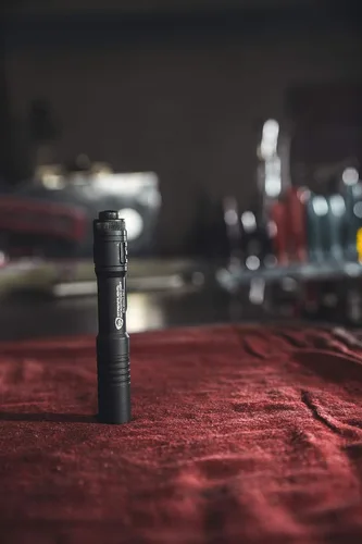Vista 4 de Streamlight 66601 MicroStream - Linterna de 250 lúmenes, 1,150 candelas, color negro 250 lumens; 1,150 candela peak beam; USB rechargeable