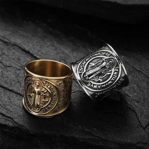 Vista 3 de LiFashion Anillo personalizado de San Benito para hombres anillo ancho de acero inoxidable anillo ancho de exorcismo católico cruz romana banda