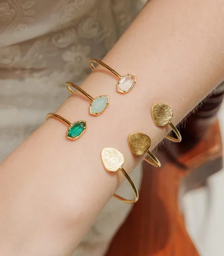 Vista 38 de OZEL - Pulseras para mujer, chapados en oro real de 18 quilates, pulseras de oro de cristal colorido para regalos