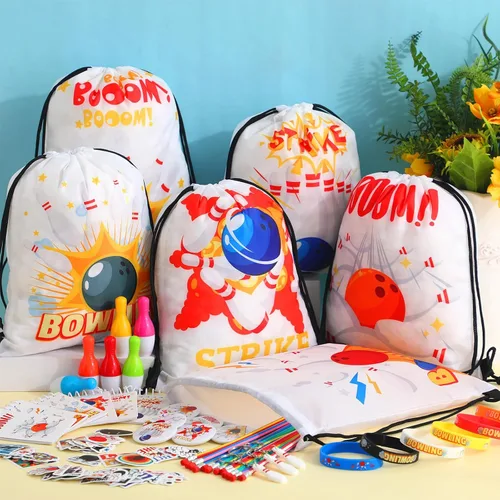Vista 5 de Sweetude 140 piezas de recuerdos de fiesta de cumpleaños de bolos para niños, decoración de fiesta de bolos, bolsa de llavero, bolígrafo