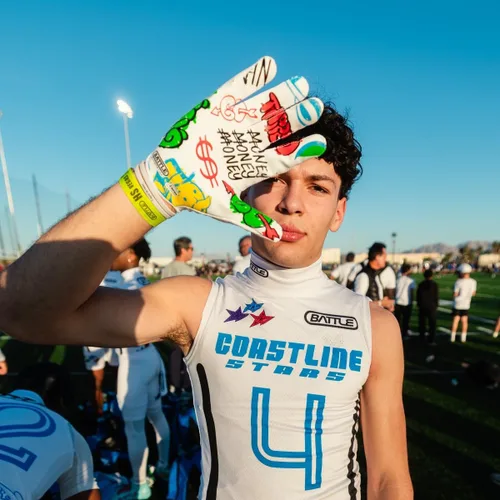 Vista 52 de Battle Guantes deportivos con receptor de velocidad Doom Blanco