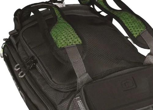 Vista 7 de OGIO Endurance 7.0 Bolsa NegroCarbón, 36.8 Litros