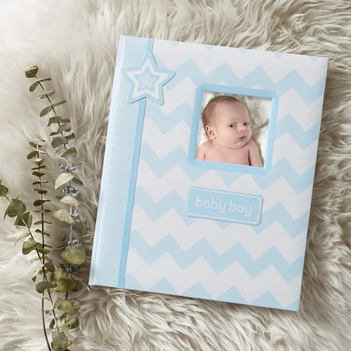 Vista 2 de Álbum de recuerdos "Dream Big" para bebé, marca Lil 'Peach, Cheurón azul, Azul Babybook Chevron Azul