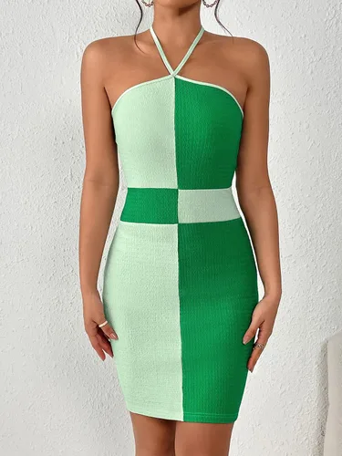 Vista 5 de WDIRARA Vestido de dos tonos para mujer, sin mangas, cuello halter, con lazo, sin espalda, bodycon