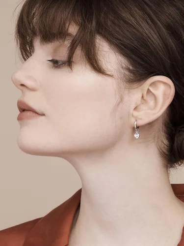 Vista 2 de Ted Baker London Harrye Tiny Heart Huggie - Aretes de aro para mujer