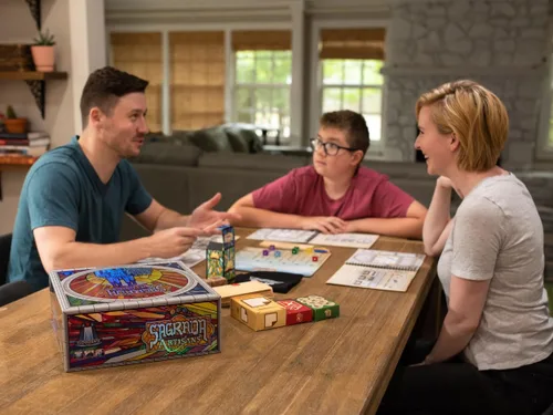Vista 3 de Sagrada Artisans - Un juego de estrategia basado en el galardonado juego de mesa, Sagrada! Juego de mesa familiar para niños y adultos A partir