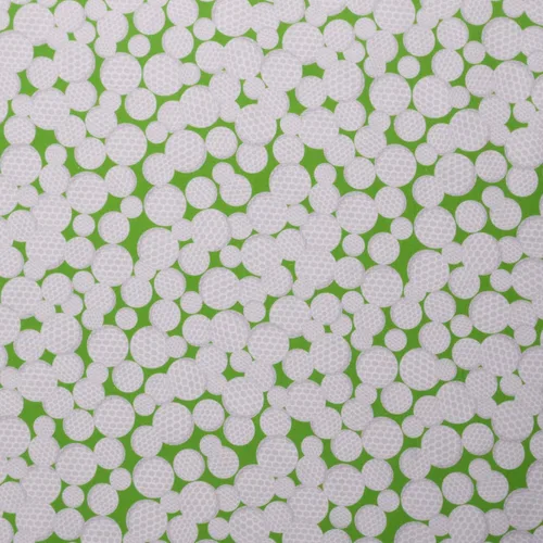 Vista 4 de Mook Fabrics Pelotas de golf de tela de algodón, corte blanco/verde por yarda Bolas Blanco/Verde