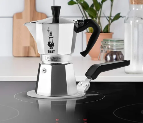 Vista 7 de Bialetti Moka Express - Cafetera de café expreso de 6 tazas y placa de inducción