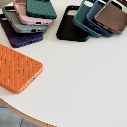 Vista 4 de Funda diseñada para iPhone, funda con patrón de tejido de color sólido (iPhone 11, negro)