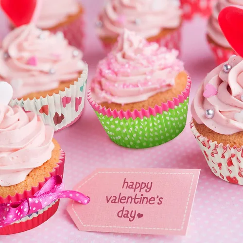 Vista 3 de 600 forros para cupcakes para el día de San Valentín, moldes de papel para hornear, papel para manualidades, con patrón de corazón, vasos