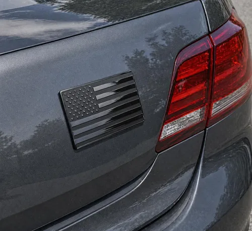 Vista 4 de 5" x 3" Black American Flag Emblem for Cars Negro