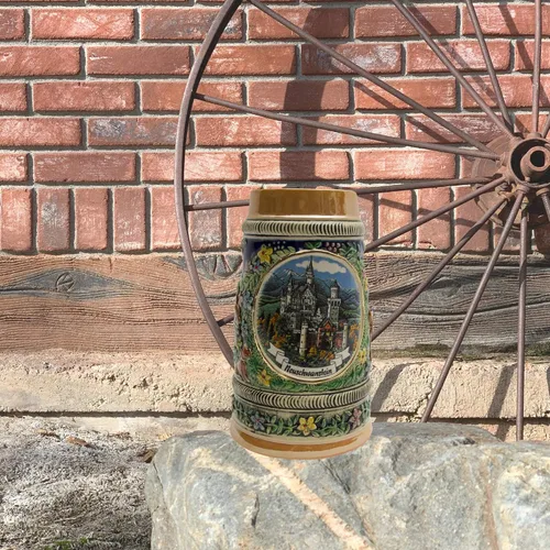 Vista 5 de OktoberfestHaus Bier Krug - Tazas de cerveza para hombre, jarra de cerámica con el castillo de Ludwig de Alemania, regalo para amantes