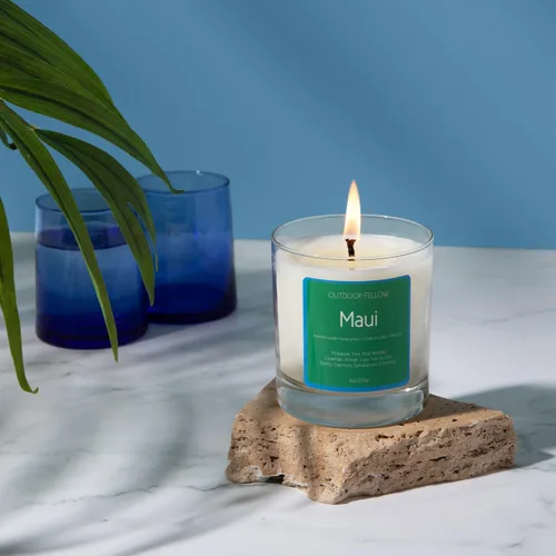 Vista 6 de Maui Vela perfumada Outdoor Fellow Vela perfumada de isla Tiempo de combustión de más de 40 horas Mezcla de cera de coco y albaricoque