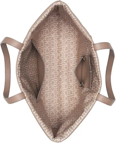 Vista 7 de Calvin Klein Bolso reversible Emery