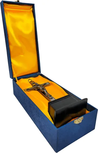 Vista 4 de Dvdmatinemovies - Crucifijo de metal de San Benito - Cruz de pared religiosa de 9 pulgadas y cruz de mesa con Jesucristo e INRI - Crucifijo de metal