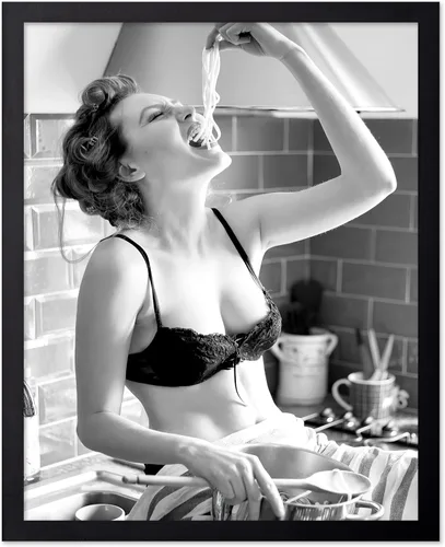 Vista 88 de Poster Master Póster con estampado de chica espagueti, cómete la pasta, arte de fotografía de moda, regalo para hombres y mujeres, decoración