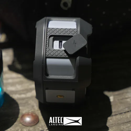 Vista 8 de Altec Lansing HYDRATREK - Altavoz Bluetooth magnético, impermeable IP67, altavoz portátil, emparejamiento inalámbrico verdadero, carga rápida USB-C