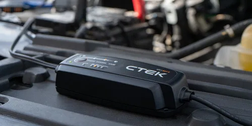 Vista 9 de CTEK 40-658 NXT 5 Cargador de batería y mantenedor completamente automático de 4.3 amperios 12V
