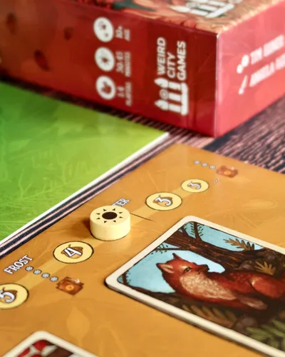 Vista 3 de Juego de mesa Leaf de Weird City Games, juego de mesa de estrategia