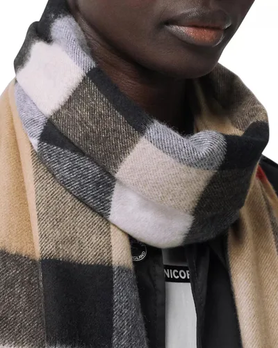 Vista 5 de Burberry 8056851 Bufanda de cachemira Half Mega Check Archive Beige 78.7 x 14.2 in Check, Check, Check
